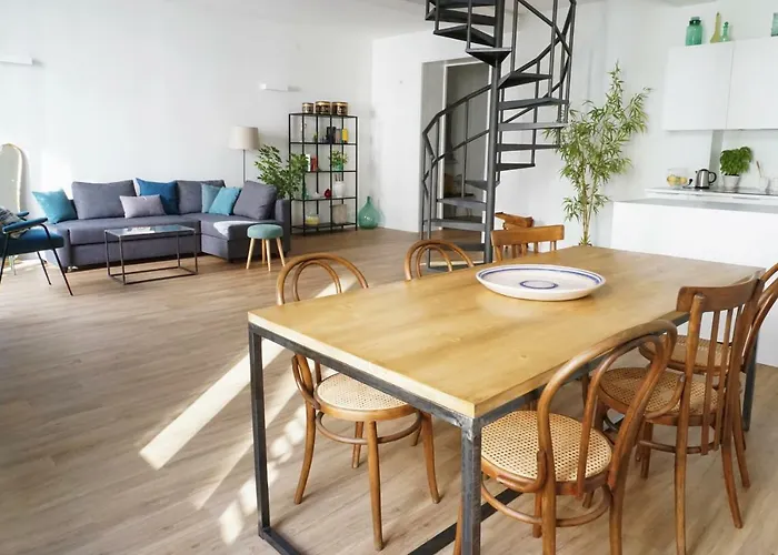 T-Home / Stylish Apartment Palermo Center