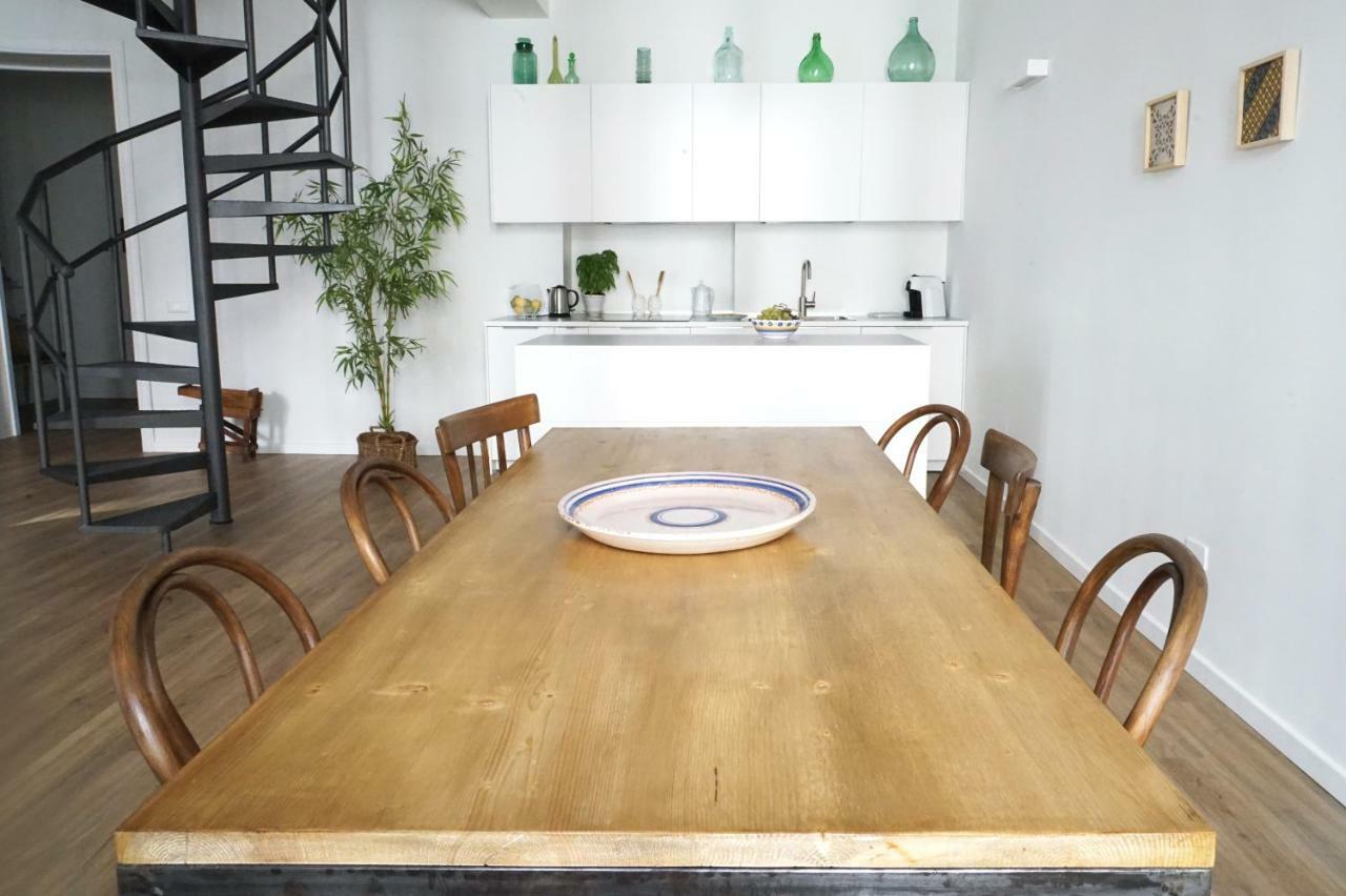 Apartment T-home / Stylish Center Palermo